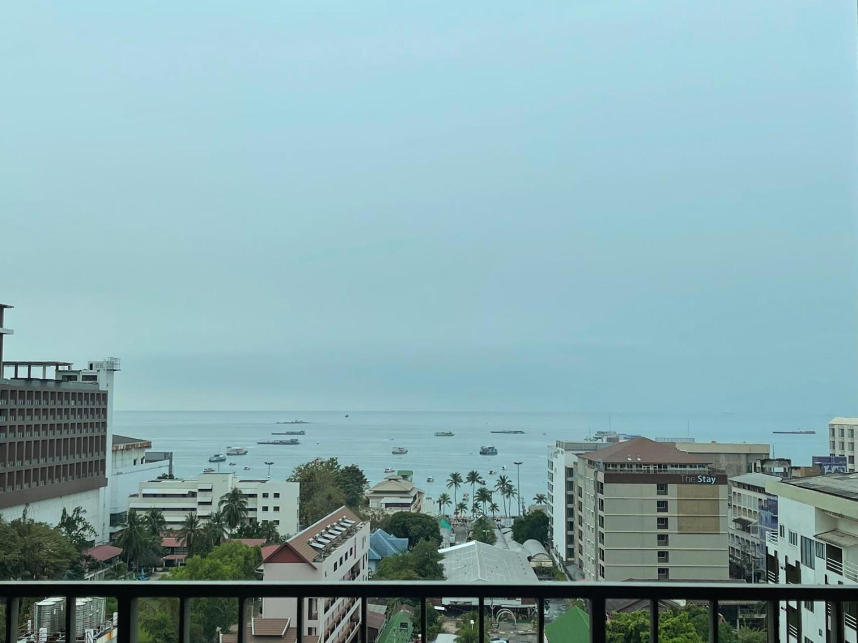 The Base Central Pattaya By Adam ภายนอก รูปภาพ
